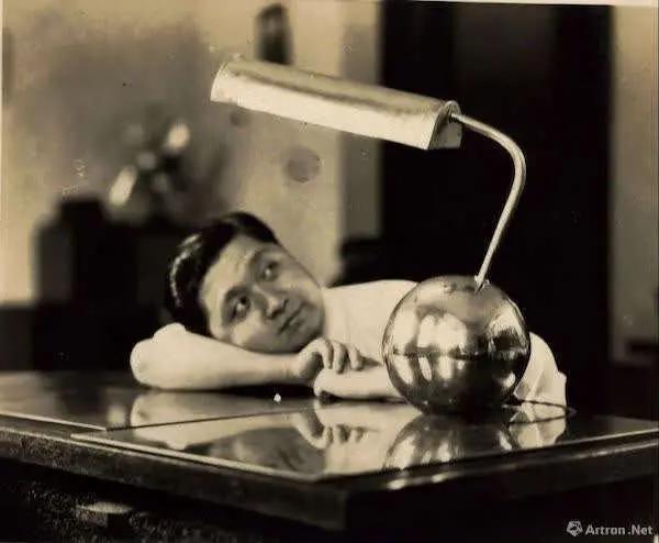 “张光宇艺术十二燃”：走进中国漫画奠基人的艺术世界