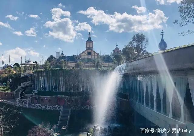 隐藏在昆明的童话世界，阿拉丁小镇，还你一场迪士尼乐园的梦
