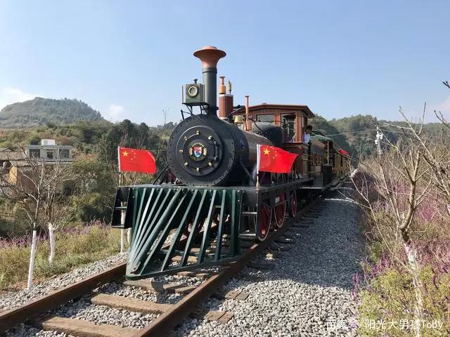 隐藏在昆明的童话世界，阿拉丁小镇，还你一场迪士尼乐园的梦