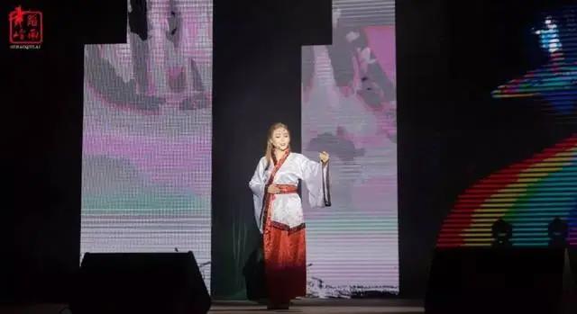 广东文艺职业学院2017年教学成果展演暨新年晚会