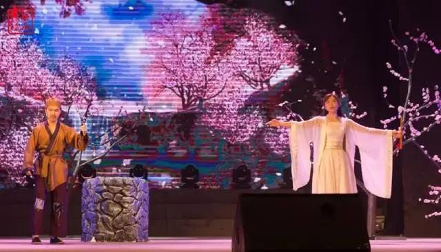 广东文艺职业学院2017年教学成果展演暨新年晚会