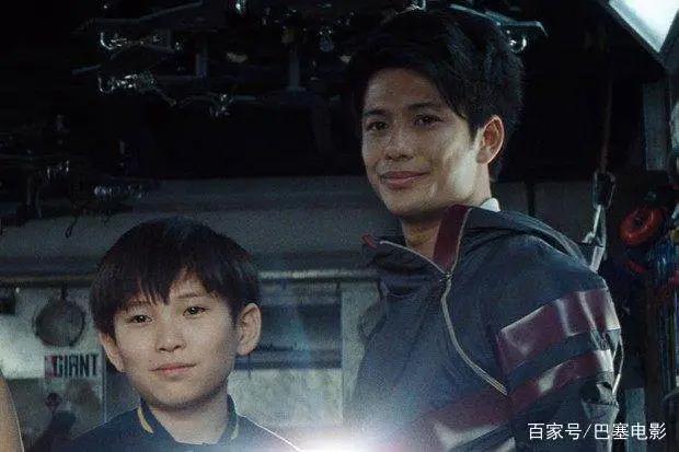 《头号玩家》引爆朋友圈，原著粉却在偷偷打一星