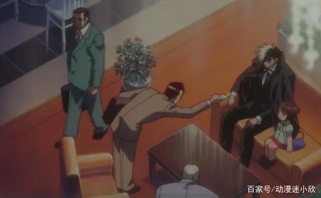 《怪医黑杰克》：因废水污染，女子全身关节变形，体内长出蓝色珍珠