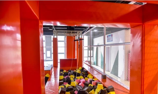 “逃离地心引力”—凤凰古站·考拉大冒险·蹦床公园亲子畅玩