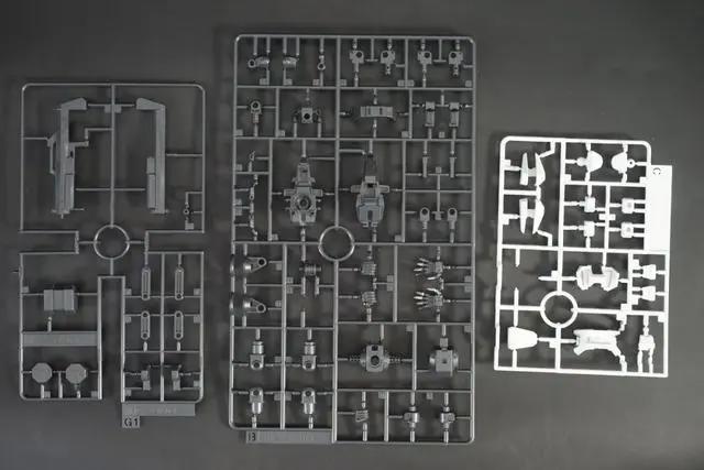 新HG机甲系列首作境界战机MAILeS白稚