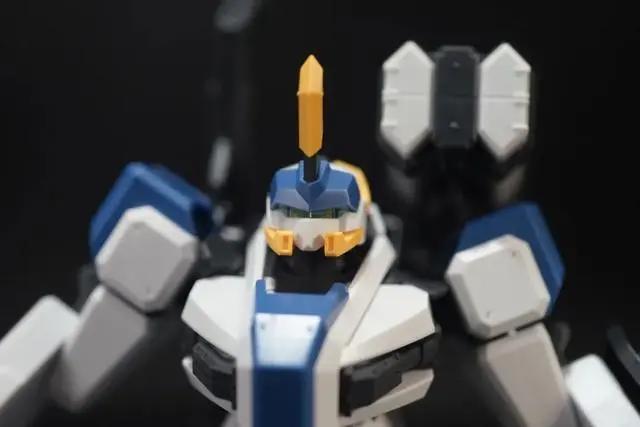 新HG机甲系列首作境界战机MAILeS白稚