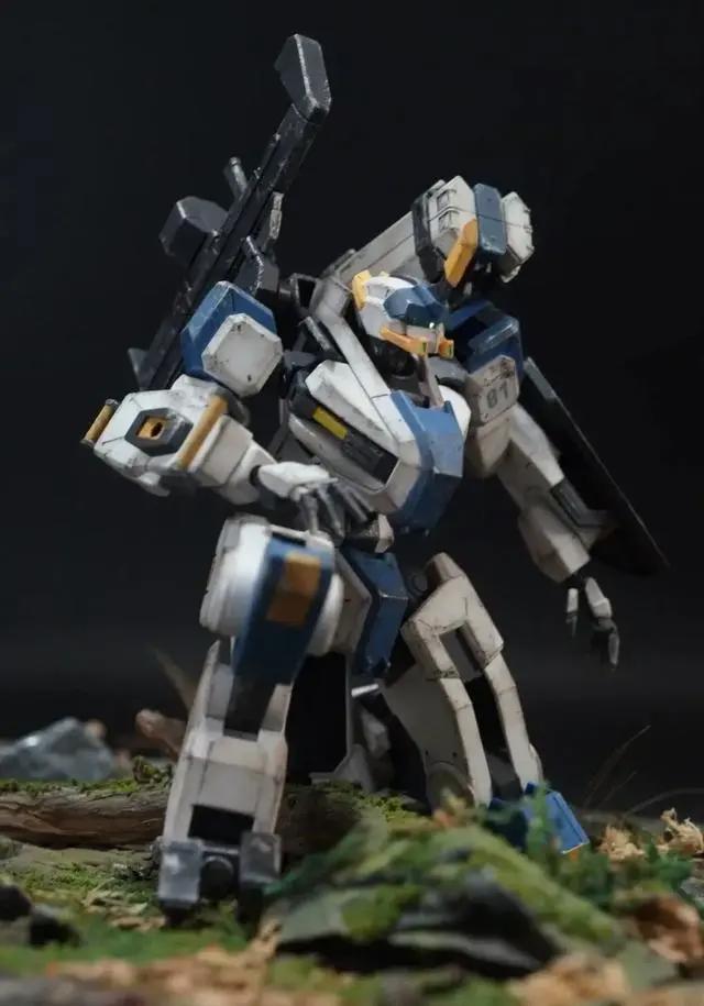 新HG机甲系列首作境界战机MAILeS白稚