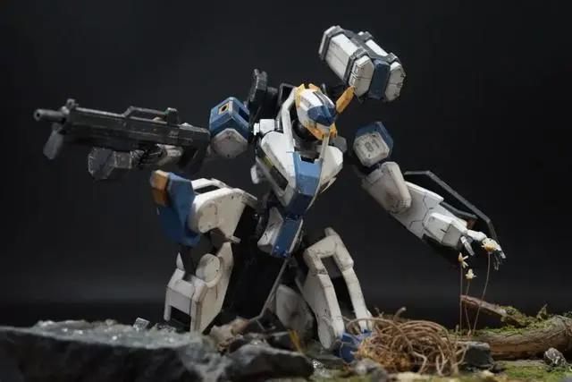 新HG机甲系列首作境界战机MAILeS白稚