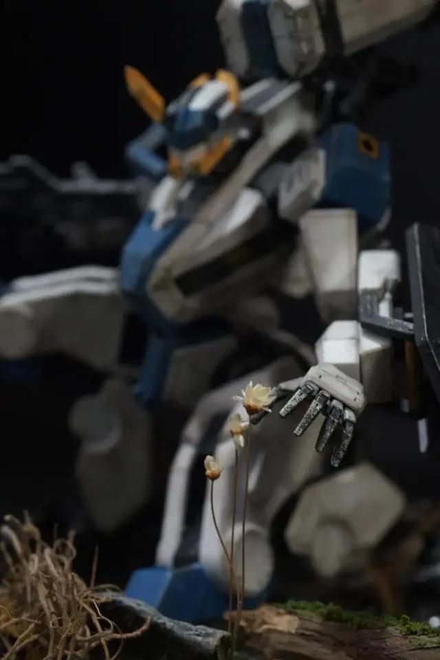 新HG机甲系列首作境界战机MAILeS白稚