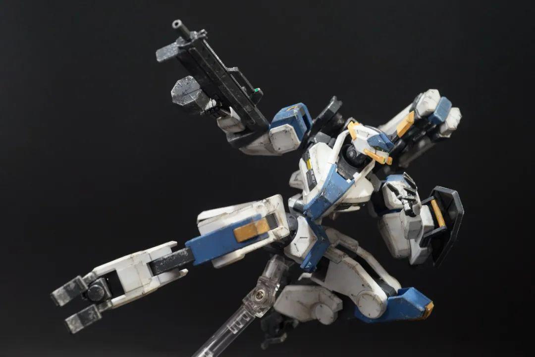 新HG机甲系列首作境界战机MAILeS白稚
