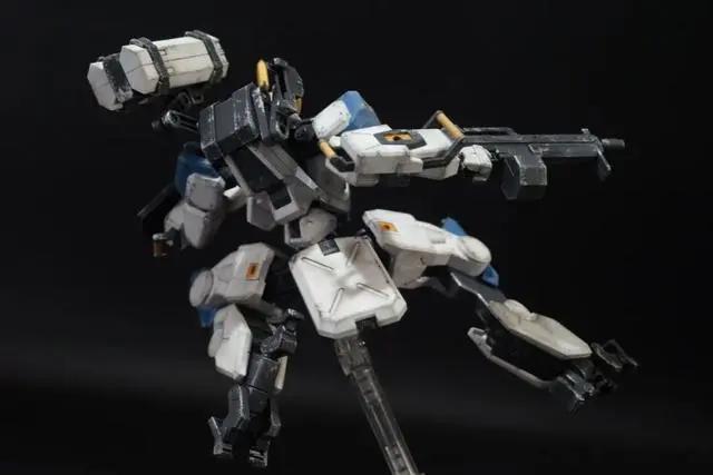 新HG机甲系列首作境界战机MAILeS白稚