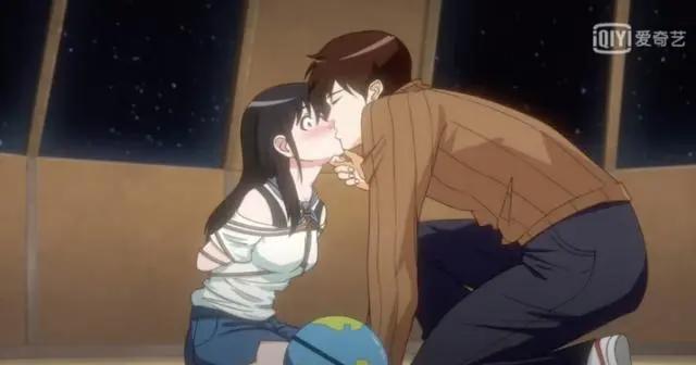 土星人撞地球开启破次元恋爱？网友：看着莫名有点甜