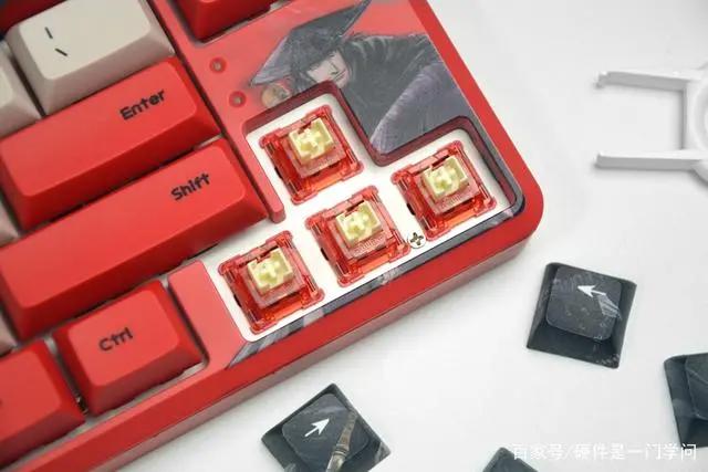 国产热门武侠动漫定制，68%小配列，黑爵镖人机械键盘开箱体验