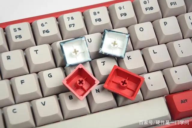 国产热门武侠动漫定制，68%小配列，黑爵镖人机械键盘开箱体验