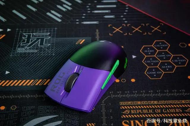 致敬热爱一辈子的经典IP，ROGxEVA联名产品一览