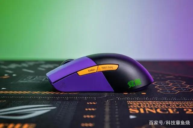 致敬热爱一辈子的经典IP，ROGxEVA联名产品一览