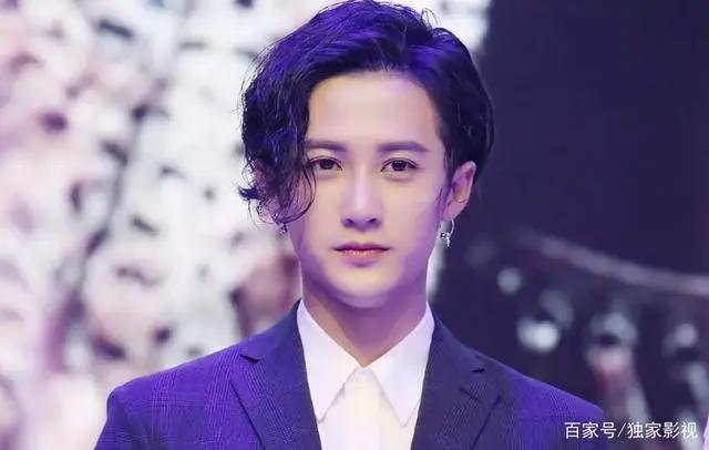 檀健次家世强大？名字来自二次元，对女明星不动心却在试镜时脸红