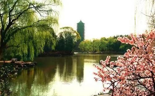 报考北大考古专业留守女孩：我觉得我自己不需要很多钱