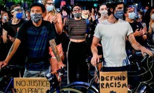 中国市场成了“照妖镜”，好莱坞烂片扎堆，没有一部票房过亿