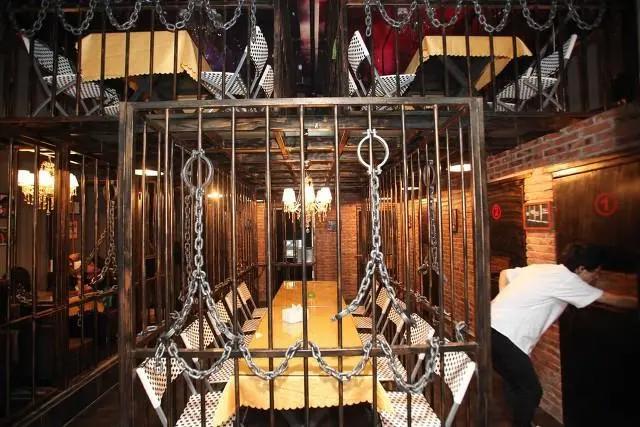 卡通动漫二次元，医院监狱和厕所，14家独特的主题餐厅值得期待！