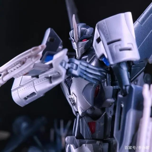 领袖之证霸天虎三将，红蜘蛛声波震荡波手办，实力超变形金刚G1？