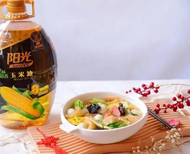 鲜肉虾仁小馄饨：福气满满全家福汤