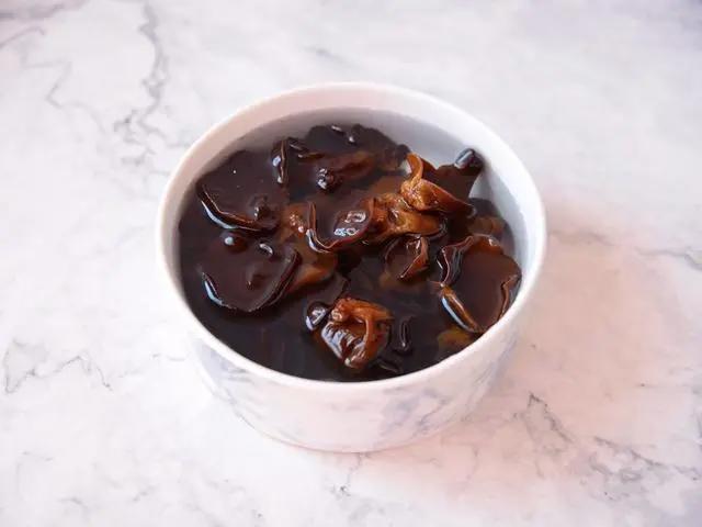 鲜肉虾仁小馄饨：福气满满全家福汤