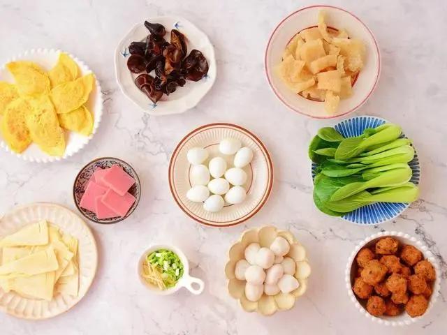 鲜肉虾仁小馄饨：福气满满全家福汤