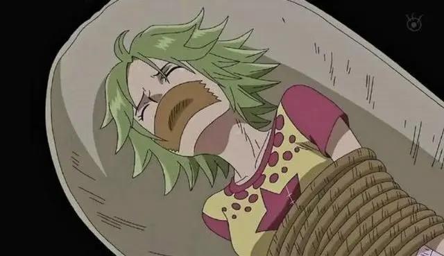 海贼王：这3位美女曾被糟蹋过，欢笑的背后，是无尽的伤痛