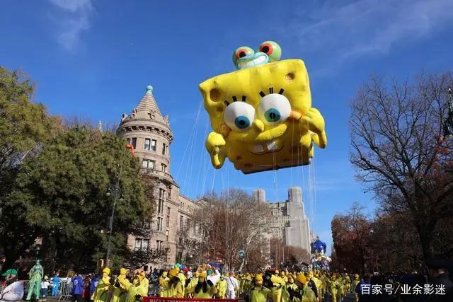 今年的感恩节，皮卡丘、海绵宝宝们都上了天