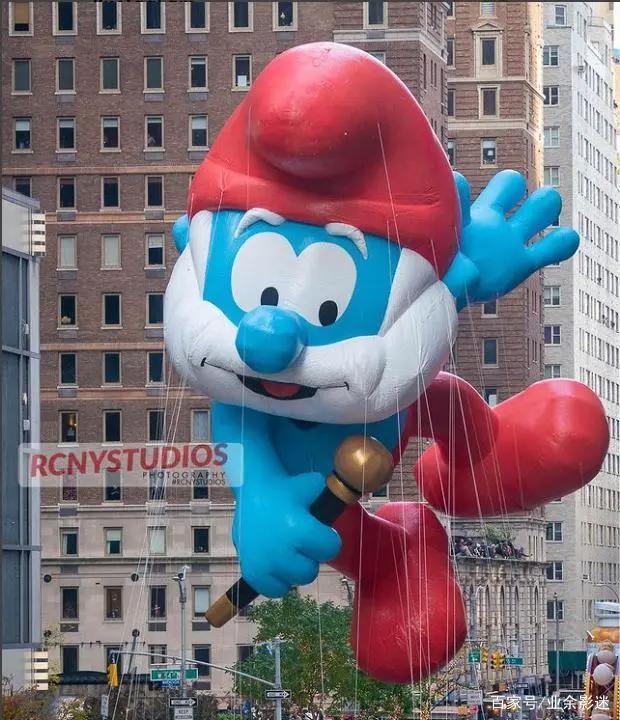 今年的感恩节，皮卡丘、海绵宝宝们都上了天