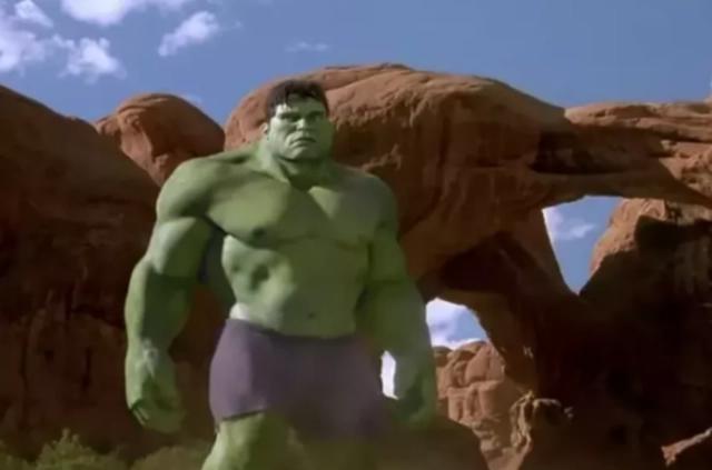 漫威宇宙里哪个英雄最适合被毒液附体？蜘蛛侠、浩克很猛，他无敌