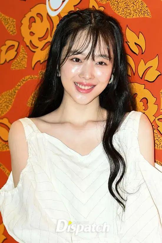 影视日报｜印度欢脱喜剧《衣柜里的冒险王》定档；动画《山海经之小人国》定档1月11日；网曝王丽坤与富商男友闪婚