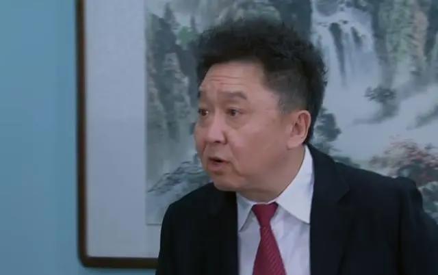 真人版大头儿子要播了，演员表里有于谦