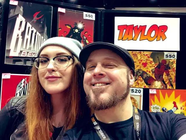 DC电影宇宙应该何去何从？编剧无聊到在发布会上表演杂技！