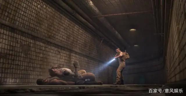 末世觉醒之入侵：洛凝拿枪指着何铭，但马三却放弃了击杀洛凝