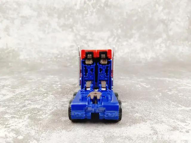 慧学信——变形金刚领袖之证v级擎天柱ko原色版分享