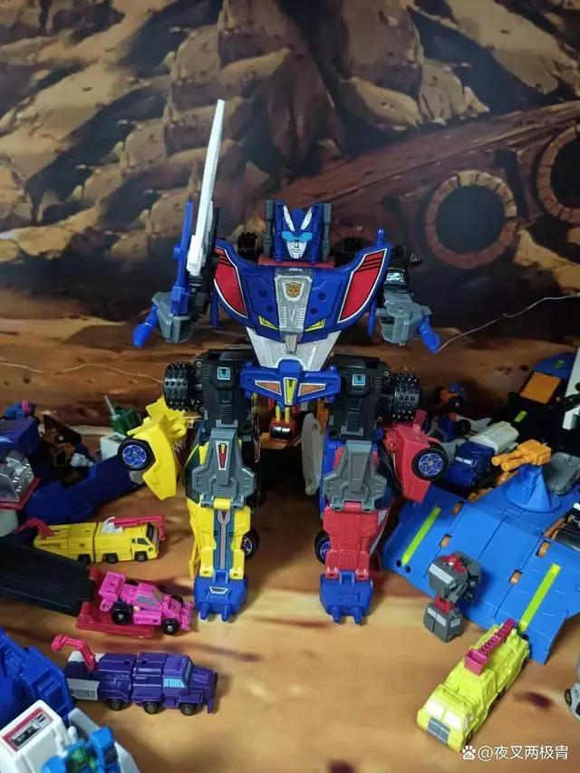 另类武评—数字化变形金刚合体战士