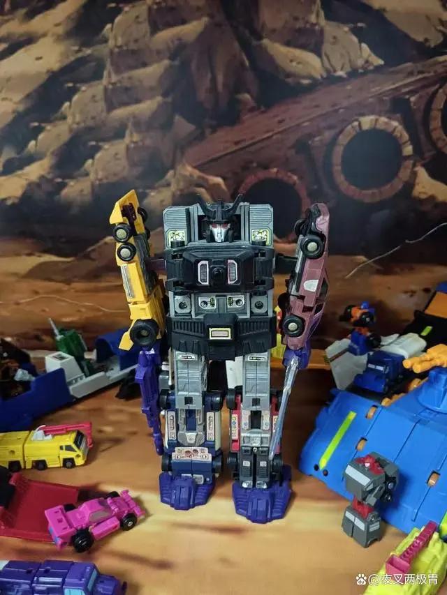 另类武评—数字化变形金刚合体战士
