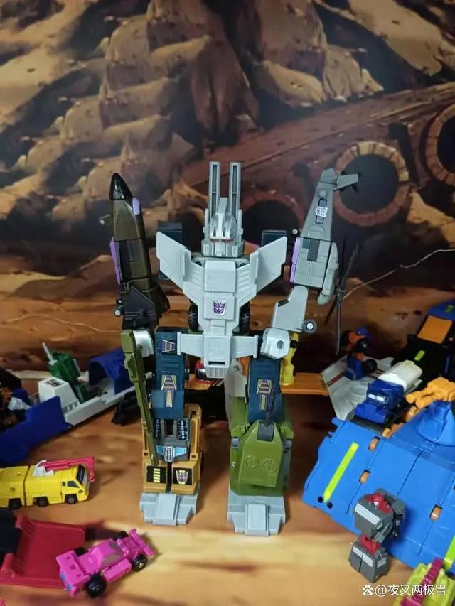 另类武评—数字化变形金刚合体战士