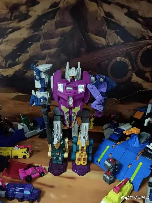 另类武评—数字化变形金刚合体战士