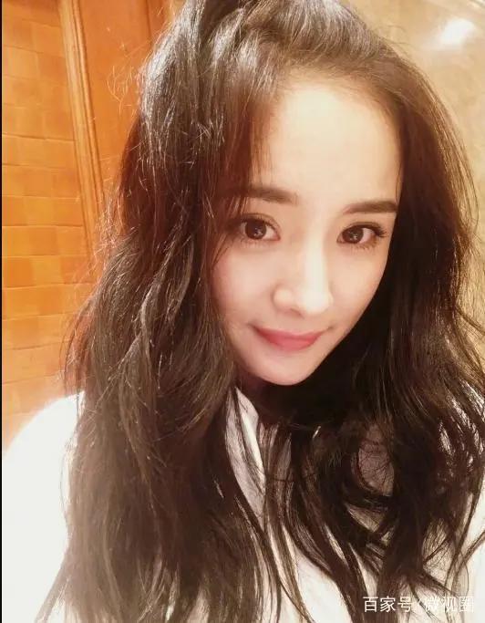 《观海策》向杨幂道歉，动漫剧情暗嘲脚臭，网友：感觉会火！