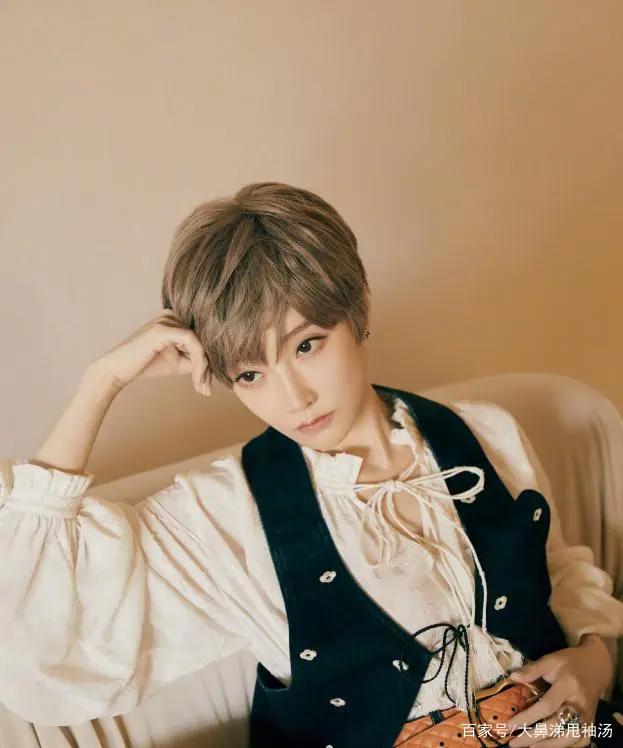 《元龙第二季》掀起国漫热潮！高瑶女仆装亮相，片尾曲大获好评