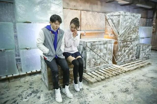 国产剧也玩“无限流”！《端脑》科幻漫改的黑马！