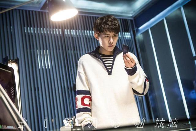 从专注二次元到打破次元壁，如何评价国内首部科幻漫改剧《端脑》