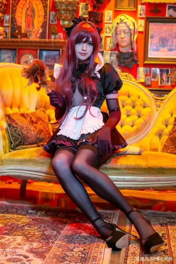 动漫中“黑丝”是女神标配，为什么现实中的女装大佬也这么喜欢？