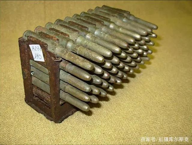 最讲武德意大利！设计画风让人啼笑皆非，还造步行坦克，脑洞太大