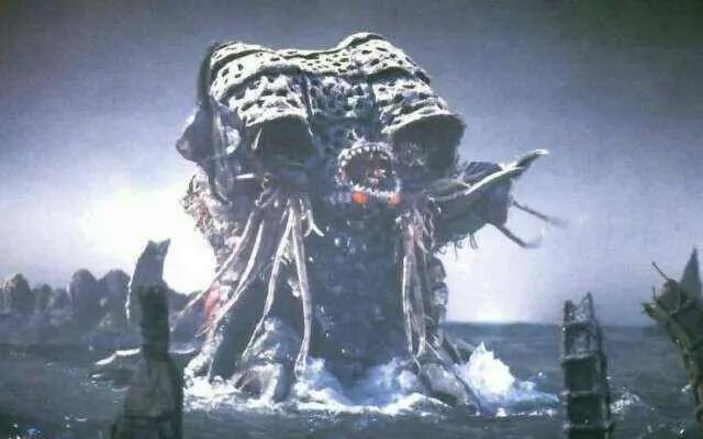 原来迪迦是恐怖小说改编，难怪那么吓人，这几集谁还记得？