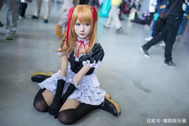 老司机百科：漫展上，女生都在腿上系的那根带子是什么？