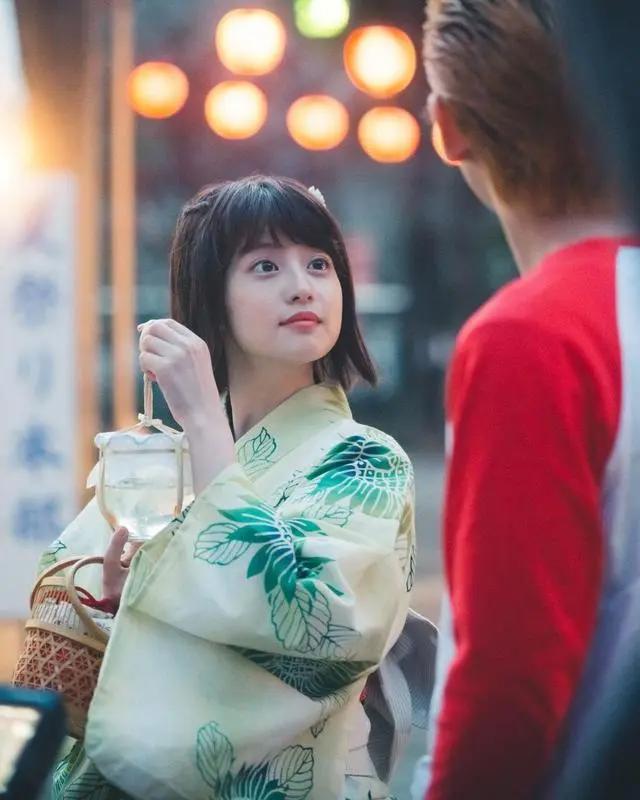 《血热高校》穿越版《东京复仇者》上线，勇夺日本票房冠军